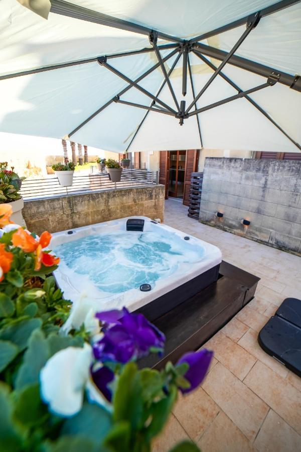 Harbour Views Duplex Maisonette With Jacuzzi Hot Tub Villa Mgarr Exterior foto