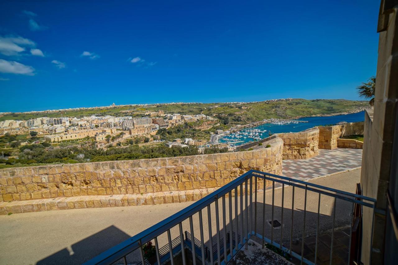 Harbour Views Duplex Maisonette With Jacuzzi Hot Tub Villa Mgarr Exterior foto