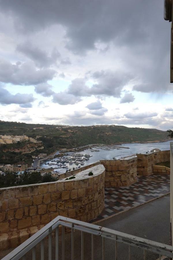 Harbour Views Duplex Maisonette With Jacuzzi Hot Tub Villa Mgarr Exterior foto